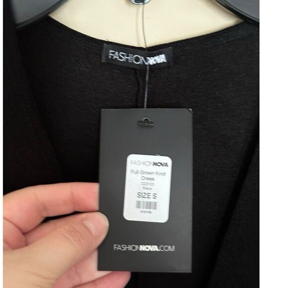 Fashion Nova Black Full Gown Knot Front Dress NWT Size Small Midi Front Slit - Picture 6 of 9